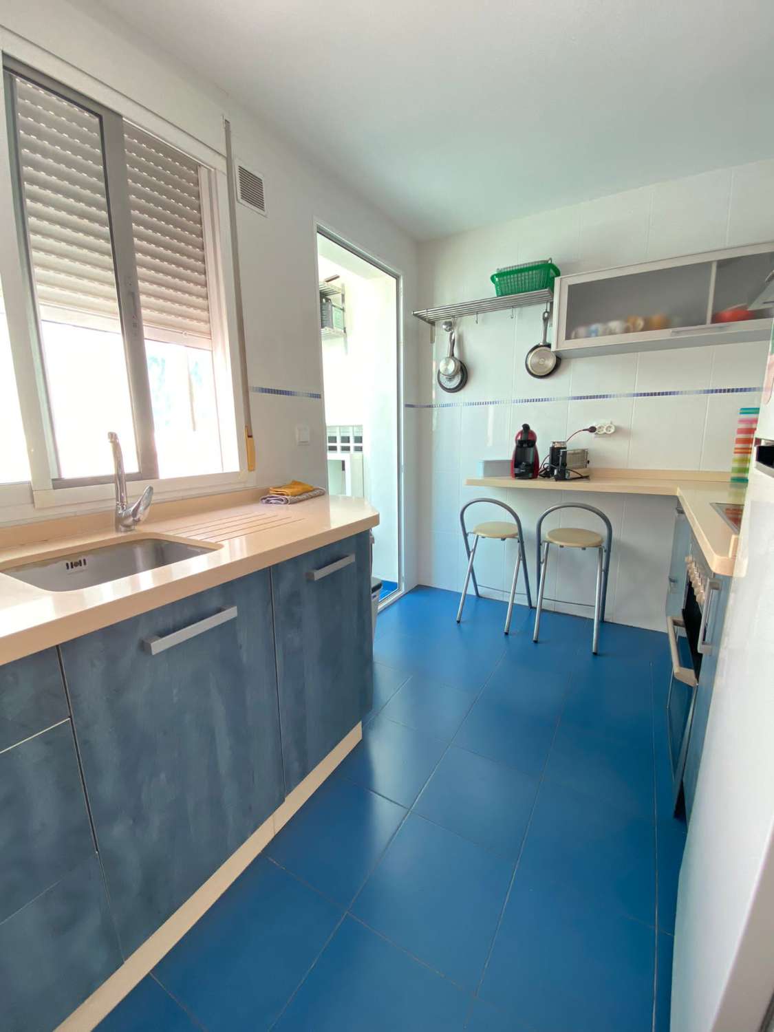 ATICO de 2 HABITACIONES AMUEBLADO Y CON GARAJE