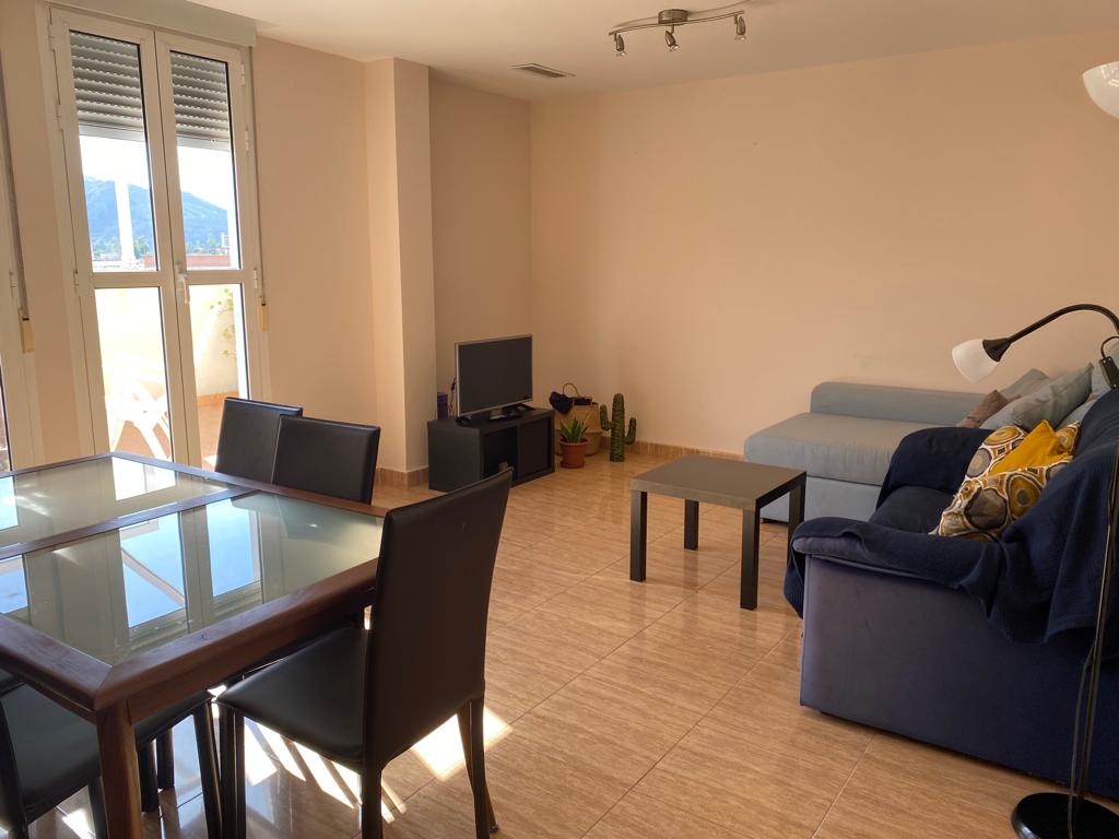 ATICO de 2 HABITACIONES AMUEBLADO Y CON GARAJE