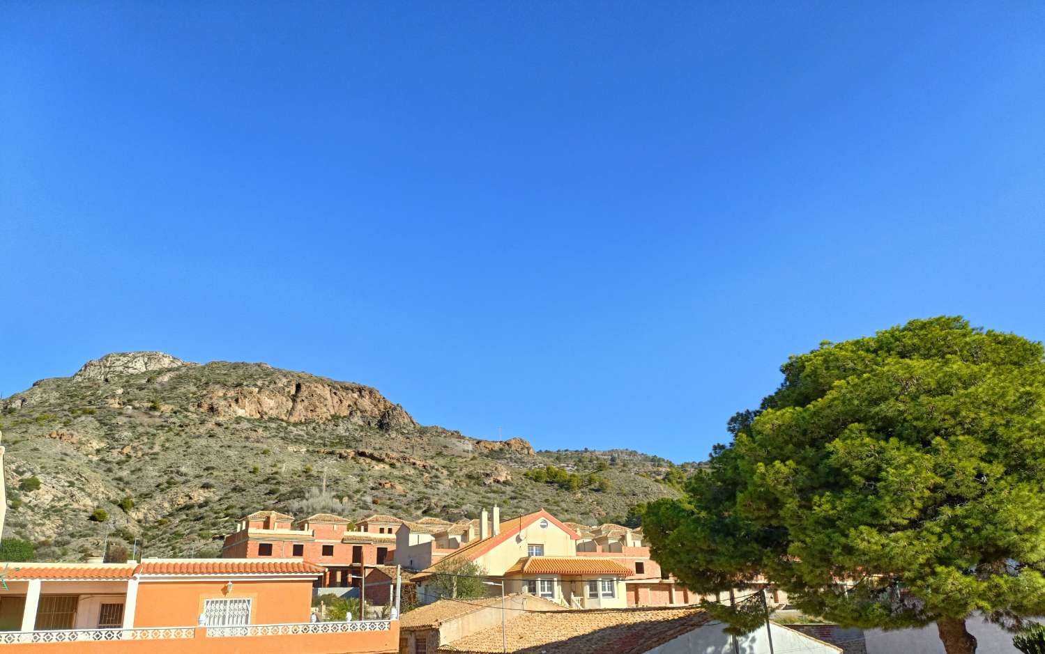 LARGE APARTMENT IN PORTMAN WITH GARAGE AND STORAGE ROOM