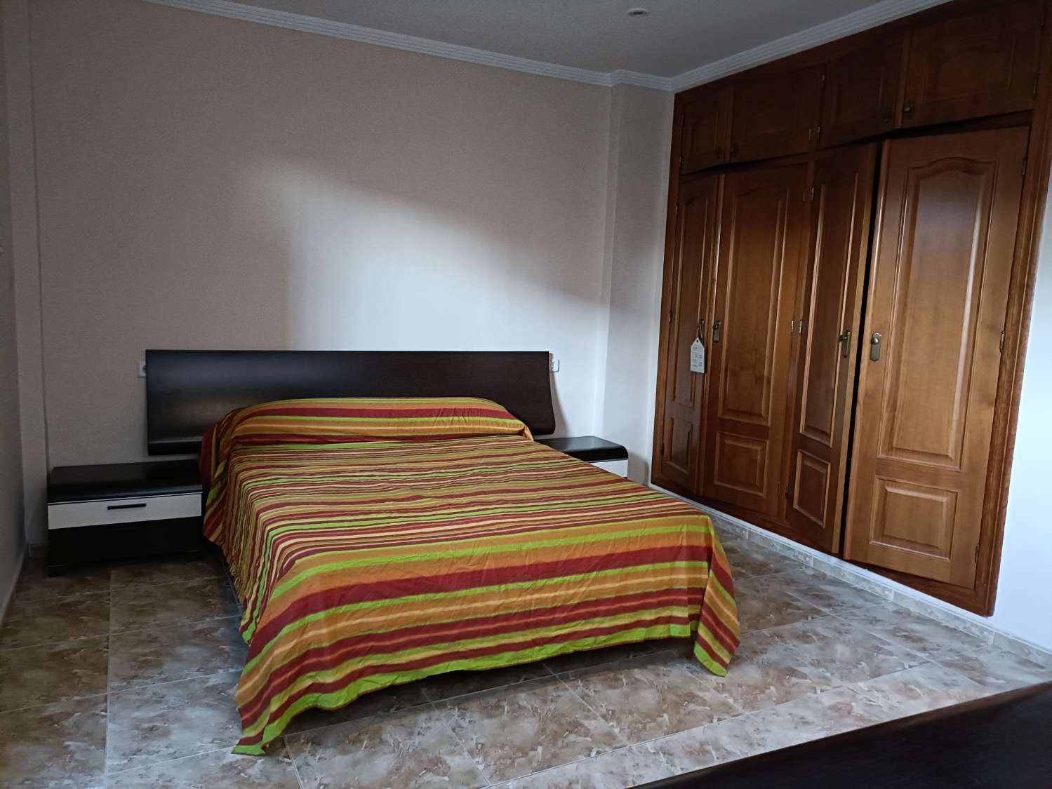 VIVIENDA UNIFAMILIAR