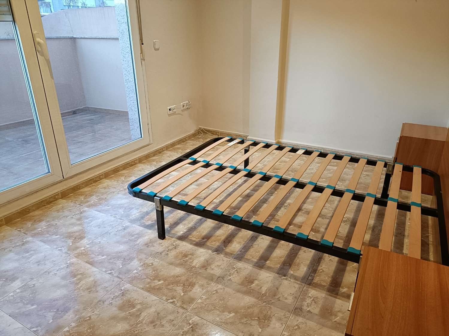 VIVIENDA UNIFAMILIAR