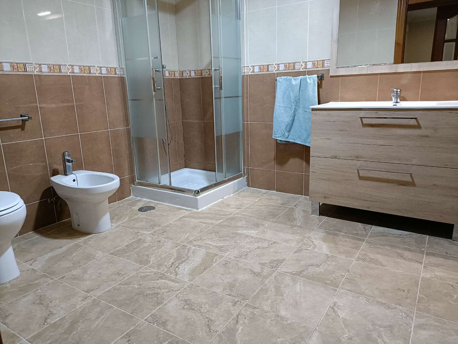 VIVIENDA UNIFAMILIAR