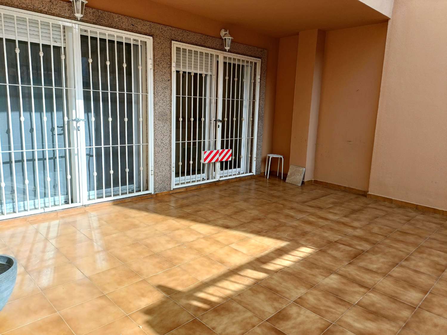 VIVIENDA UNIFAMILIAR