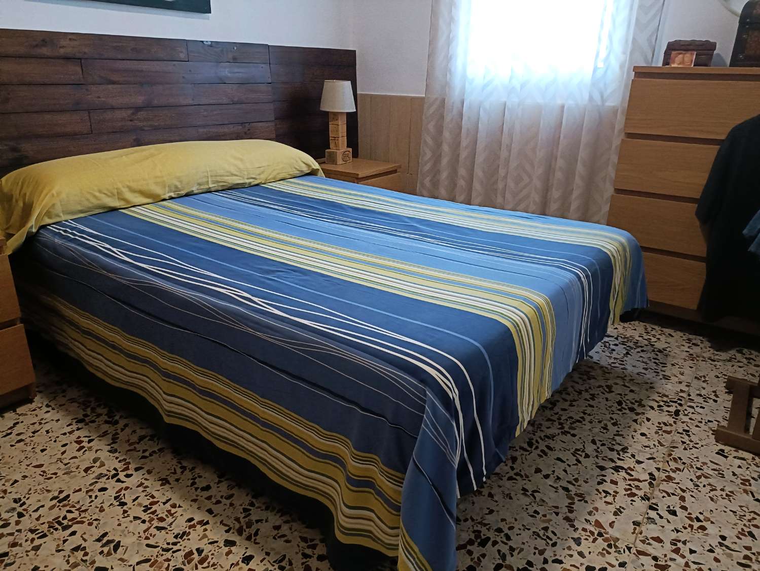 CASA RESIDENCIAL INDEPENDIENTE CON PISCINA Y PARCELA