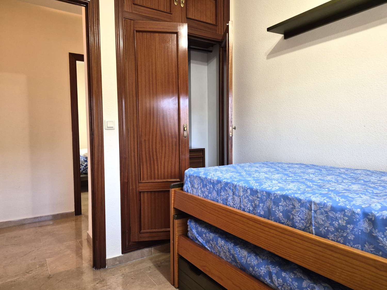 ALQUILER PISO DE 3 DORMITORIOS CON GARAJE INCLUIDO EN CARTAGENA