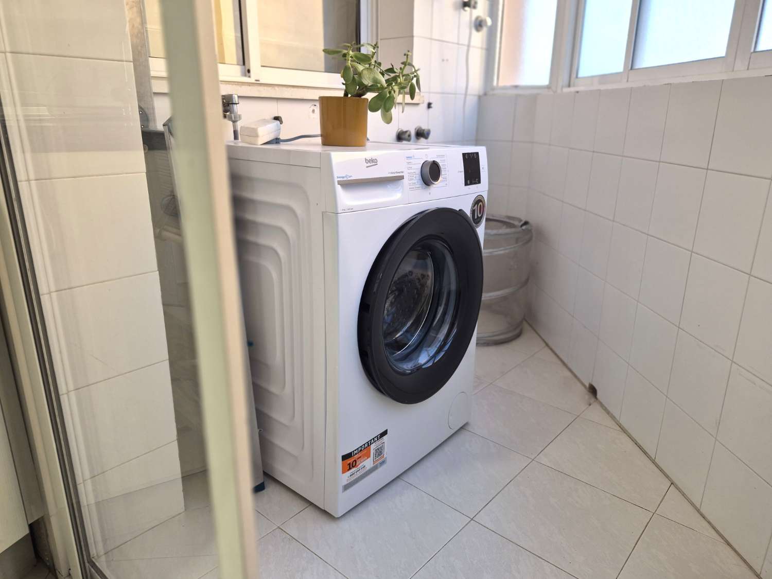 ALQUILER PISO DE 3 DORMITORIOS CON GARAJE INCLUIDO EN CARTAGENA