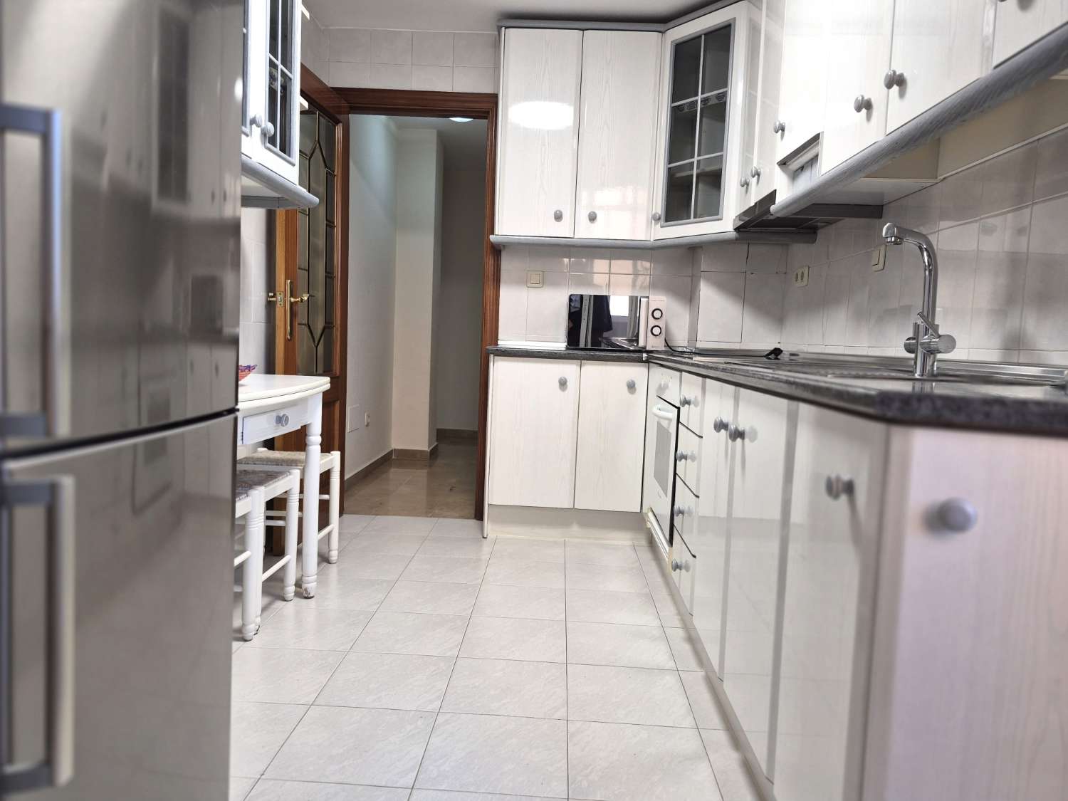 ALQUILER PISO DE 3 DORMITORIOS CON GARAJE INCLUIDO EN CARTAGENA