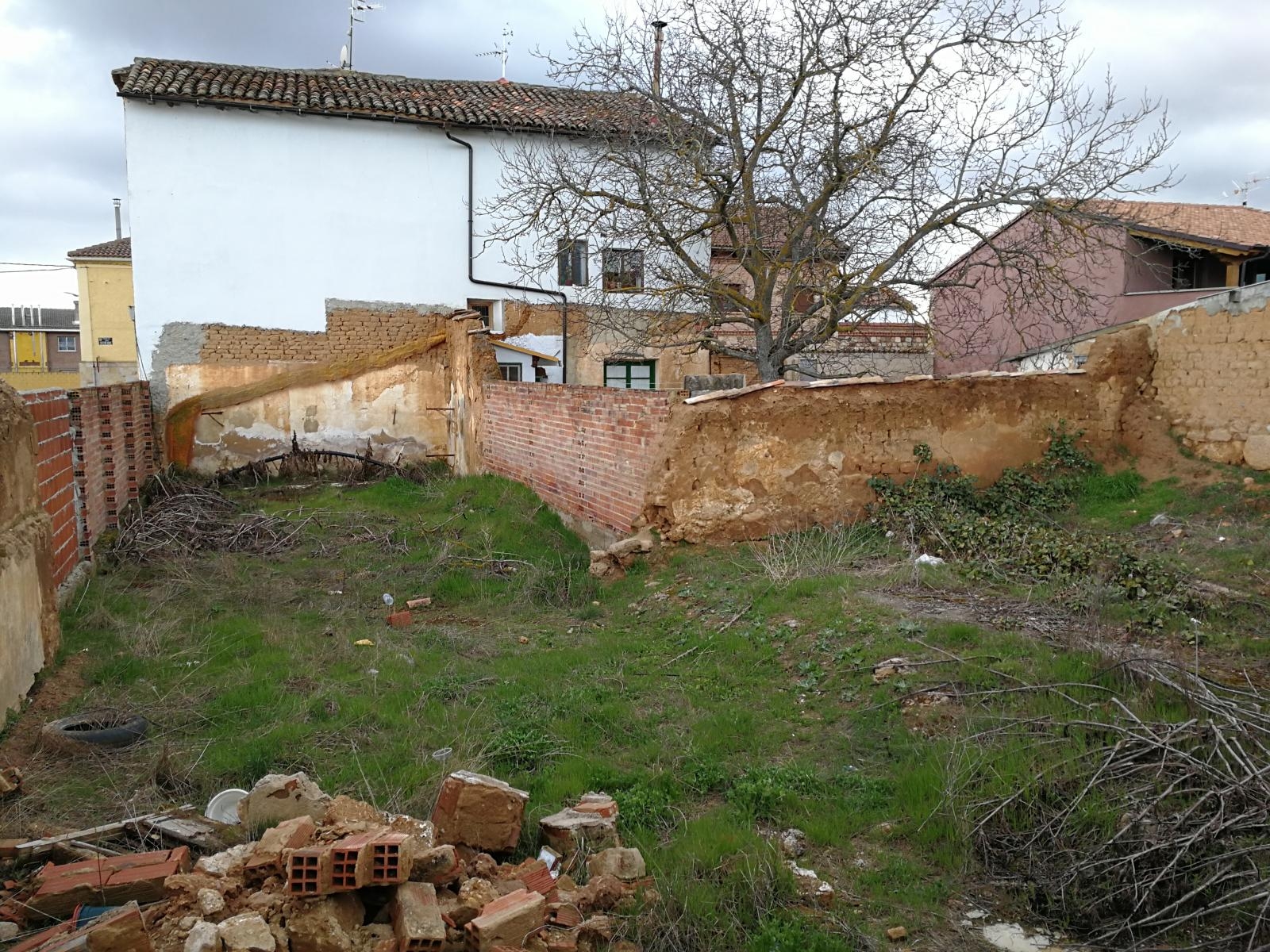 STEDELIJK LAND IN HERRERA DE PISUERGA